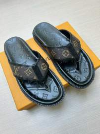 Picture of Louis Vuitton Slippers _SKULVsz38-46jyh0902760